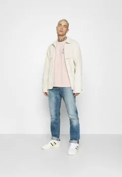 YOURTURN UNISEX - T-shirt Con Stampa - Pink -Sconto YOURTURN in Italia 0d8da0b4ea9b42c892523cb90a4115e2