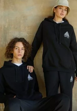 YOURTURN WINCENT WEISS TRIANGLE LOGO UNISEX - Felpa Con Cappuccio - Black -Sconto YOURTURN in Italia 0e555889af4b4222ae287bc8ce4d3f77