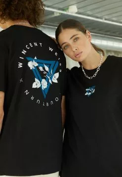 YOURTURN GRAPHIC TEE WINCENT WEISS UNISEX - T-shirt Con Stampa - Black -Sconto YOURTURN in Italia 109cc7811ec5423d9a188711c23b457a