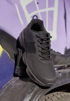 YOURTURN UNISEX - Sneakers Basse - Black -Sconto YOURTURN in Italia 11642bee70da47d288915c4f06a3a243