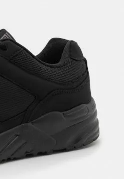 YOURTURN UNISEX - Sneakers Basse - Black -Sconto YOURTURN in Italia 1564c5fc120040e3a774a595021e45ef