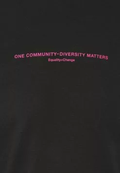 YOURTURN T-shirt Con Stampa - Black, Unisex -Sconto YOURTURN in Italia 18849ad727a34389a2593f48f03a7a89