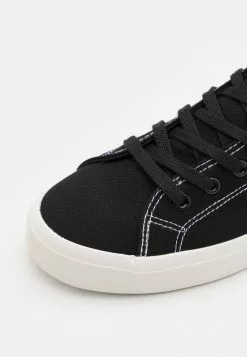 YOURTURN DISNEY UNISEX - Sneakers Alte - Black -Sconto YOURTURN in Italia 1d7c5d989dbb4c07a089ac96052c08fc