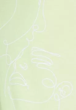 YOURTURN UNISEX - T-shirt Con Stampa - Green -Sconto YOURTURN in Italia 21c21368f1a44d72b058efe9495a38bf