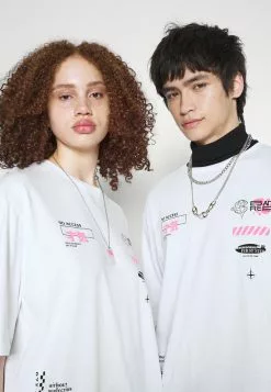 YOURTURN GRAPHIC TEE UNISEX - T-shirt Con Stampa - White -Sconto YOURTURN in Italia 23737f21e2cc4634a64af3dbba5b24b1