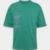 YOURTURN PRINT WASH UNISEX - T-shirt Con Stampa - Green 1 YOURTURN PRINT WASH UNISEX - T-shirt Con Stampa - Green -Sconto YOURTURN in Italia 2d029038fce6411b82871a546738b389