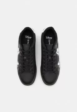 YOURTURN DISNEY UNISEX - Sneakers Basse - Black -Sconto YOURTURN in Italia 38bd9f3dc8014064960460a15330d7ac