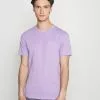 YOURTURN UNISEX - T-shirt Basic - Lilac 2 YOURTURN UNISEX - T-shirt Basic - Lilac -Sconto YOURTURN in Italia 3e18107f8737473eaea2d45b3ca0465e