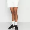 YOURTURN BASIC UNISEX - Shorts - White 2 YOURTURN BASIC UNISEX - Shorts - White -Sconto YOURTURN in Italia 3edc732da8184ac0883d6da82f0163c3
