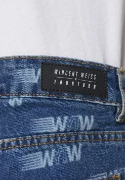 YOURTURN WINCENT WEISS UNISEX - Jeans A Sigaretta - Blue Denim 15 YOURTURN WINCENT WEISS UNISEX - Jeans A Sigaretta - Blue Denim -Sconto YOURTURN in Italia 3f542d90b7bb43d19b0e6fc183c79b8f
