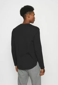 YOURTURN Unisex Maglietta A Manica Lunga - Black 11 YOURTURN Unisex Maglietta A Manica Lunga - Black -Sconto YOURTURN in Italia 413e524b477d4e4aa0bc1feb2f09091f