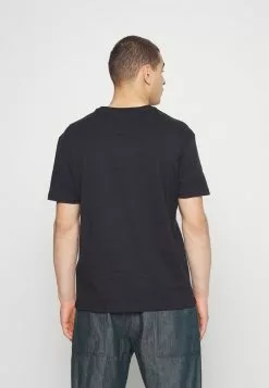 YOURTURN UNISEX - T-shirt Con Stampa - Black 10 YOURTURN UNISEX - T-shirt Con Stampa - Black -Sconto YOURTURN in Italia 4edd68e740734c7a97ccdb8e953ad4a1