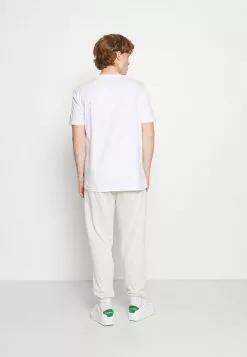 YOURTURN Unisex T-shirt Con Stampa - White -Sconto YOURTURN in Italia 53c80af7bced40c895d4493ac2d9f32b