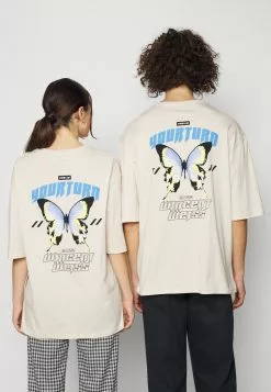 YOURTURN Unisex GRAPHIC TEE WINCENT WEISS BUTTERFLY TEE - T-shirt Con Stampa - Stone 13 YOURTURN Unisex GRAPHIC TEE WINCENT WEISS BUTTERFLY TEE - T-shirt Con Stampa - Stone -Sconto YOURTURN in Italia 561f1a2849714fd28a14d5c3608303b5