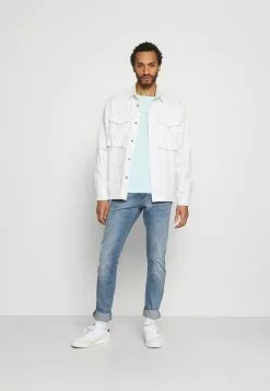 YOURTURN UNISEX - T-shirt Con Stampa - Mint -Sconto YOURTURN in Italia 5691bec9e7934c26803d15a3cea1bb85