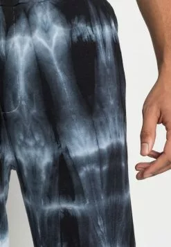 YOURTURN MONOCHROME TIE DYE JOGGER UNISEX - Pantaloni Sportivi - Black/off White -Sconto YOURTURN in Italia 654f19235f8945ed9a79618b7b3b59ae