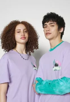 YOURTURN GRAPHIC TEE UNISEX - T-shirt Con Stampa - Lilac -Sconto YOURTURN in Italia 6b82c4878b9848b899c617ff3e739ec4