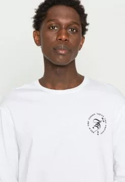 YOURTURN GRAPHIC LONGSLEEVE UNISEX - Maglietta A Manica Lunga - White 11 YOURTURN GRAPHIC LONGSLEEVE UNISEX - Maglietta A Manica Lunga - White -Sconto YOURTURN in Italia 6e565f63a80a428ba50737fbbe627e1f