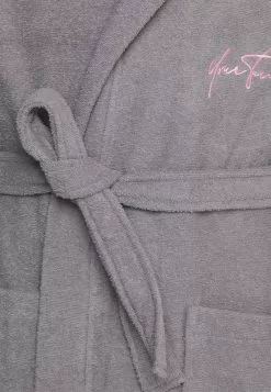 YOURTURN Uomo Accappatoio - Grey/pink 7 YOURTURN Uomo Accappatoio - Grey/pink -Sconto YOURTURN in Italia 70ebb16243ae492a9a01dadd21f5d6b5
