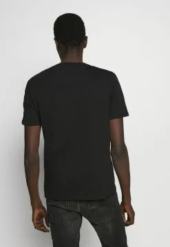 YOURTURN T-shirt Basic - Black, Uomo -Sconto YOURTURN in Italia 732722bea5da425f90e5f73e5fd6179d