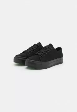YOURTURN UNISEX - Sneakers Basse - Black -Sconto YOURTURN in Italia 78ad310aa7d7462caa9a4d4198bd38f2
