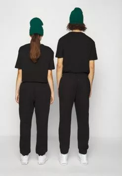 YOURTURN WINCENT WEISS BASIC - Pantaloni Sportivi - Black, Unisex -Sconto YOURTURN in Italia 799651492dd7442bb2fe451c5fab638e