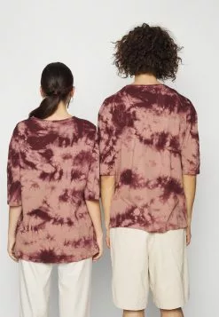 YOURTURN GRAPHIC TEE WINCENT WEISS UNISEX - T-shirt Con Stampa - Pink -Sconto YOURTURN in Italia 7c0ac6cd9438485abc6ff05cab282336