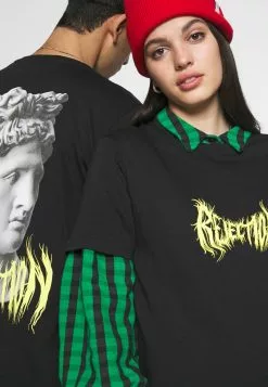 YOURTURN UNISEX - T-shirt Con Stampa - Black -Sconto YOURTURN in Italia 85bd2f8c3531437ab5475f6012da7911