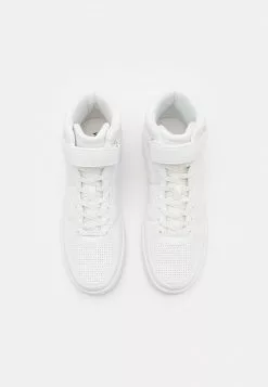 YOURTURN UNISEX - Sneakers Alte - White -Sconto YOURTURN in Italia 8bdbe5326f2e42dc8bdeca24314dca3a