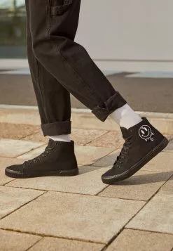 YOURTURN UNISEX - Sneakers Alte - Black 13 YOURTURN UNISEX - Sneakers Alte - Black -Sconto YOURTURN in Italia 9030e86b2daa462da845f755b980adf7