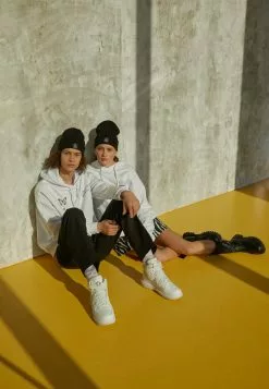 YOURTURN WINCENT WEISS UNISEX - Berretto - Black