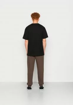 YOURTURN FASHION COLORED BASIC JOGGER - Pantaloni Sportivi - Brown, Unisex 9 YOURTURN FASHION COLORED BASIC JOGGER - Pantaloni Sportivi - Brown, Unisex -Sconto YOURTURN in Italia 9e6534a6093d49d7a47326122ded782d