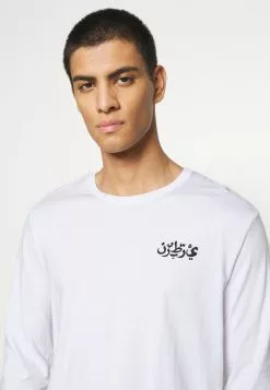 YOURTURN Maglietta A Manica Lunga - White, Donna -Sconto YOURTURN in Italia a45e52ac25ef4600a4112efb4ff78283