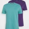 YOURTURN UNISEX 2 PACK - T-shirt Basic - Purple/turquoise -Sconto YOURTURN in Italia aa539c3a387d42a3a310a9183dc2a9da