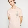 YOURTURN UNISEX - T-shirt Con Stampa - Pink 1 YOURTURN UNISEX - T-shirt Con Stampa - Pink -Sconto YOURTURN in Italia b31e9129bc07471eaa6c1cef00cfefca