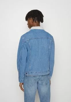 YOURTURN UNISEX - Giacca Di Jeans - Blue Denim -Sconto YOURTURN in Italia b847192f4c2a40a28faf1a8886fb1389