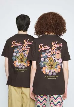 YOURTURN UNISEX - T-shirt Con Stampa - Brown -Sconto YOURTURN in Italia cd483775c56d45ab9cc656d76317071d