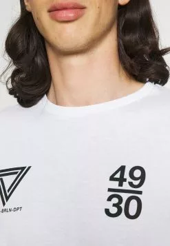 YOURTURN UNISEX - Maglietta A Manica Lunga - White 15 YOURTURN UNISEX - Maglietta A Manica Lunga - White -Sconto YOURTURN in Italia d157b5645ab842cca912094d99a03718