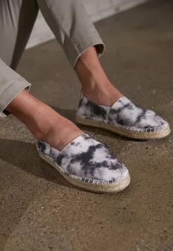 YOURTURN Espadrillas - Black, Uomo -Sconto YOURTURN in Italia d49b00e3d8e442519963e1a7e52665ee