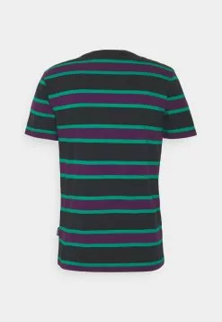 YOURTURN UNISEX - T-shirt Con Stampa - Green/purple -Sconto YOURTURN in Italia f46e552dfaa74893a00a4b96587035ef