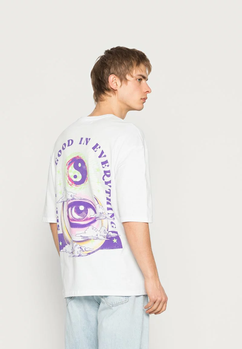YOURTURN GOOD IN EVERYTHING GRAPHIC T-SHIRT UNISEX - T-shirt Con Stampa - White 3 YOURTURN GOOD IN EVERYTHING GRAPHIC T-SHIRT UNISEX - T-shirt Con Stampa - White